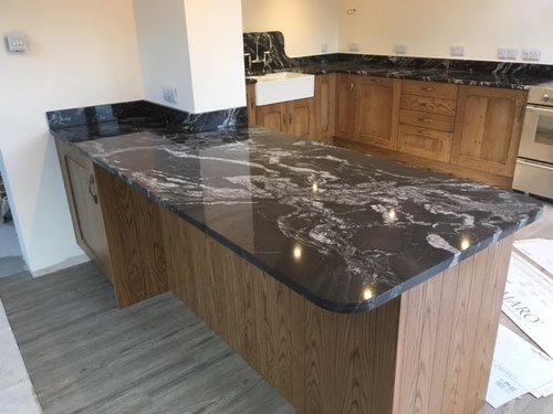 Breakfast bar